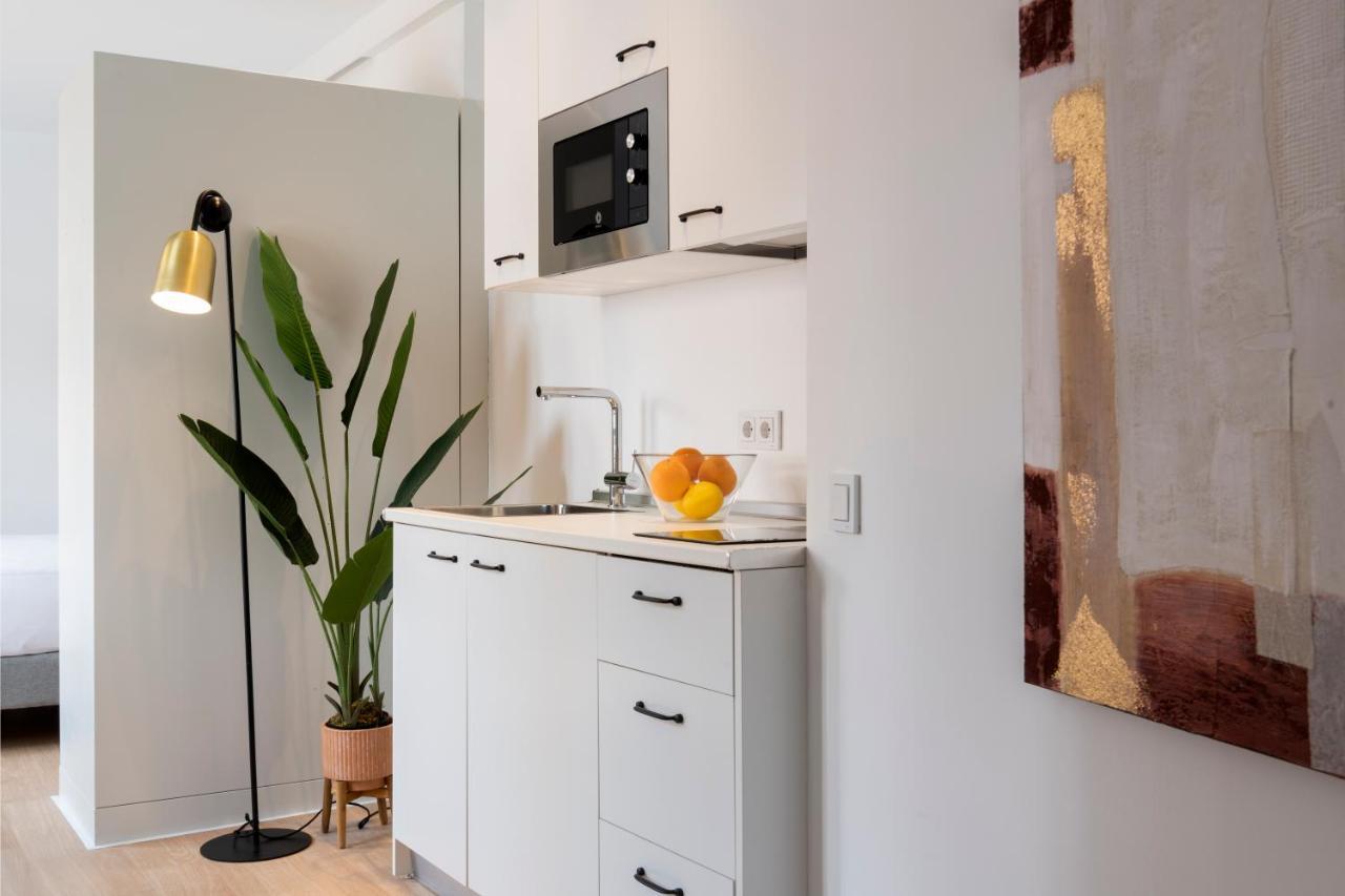 Suites Maestranza Santas Patronas - Penthouse With Jacuzzi And Parking Seville Luaran gambar