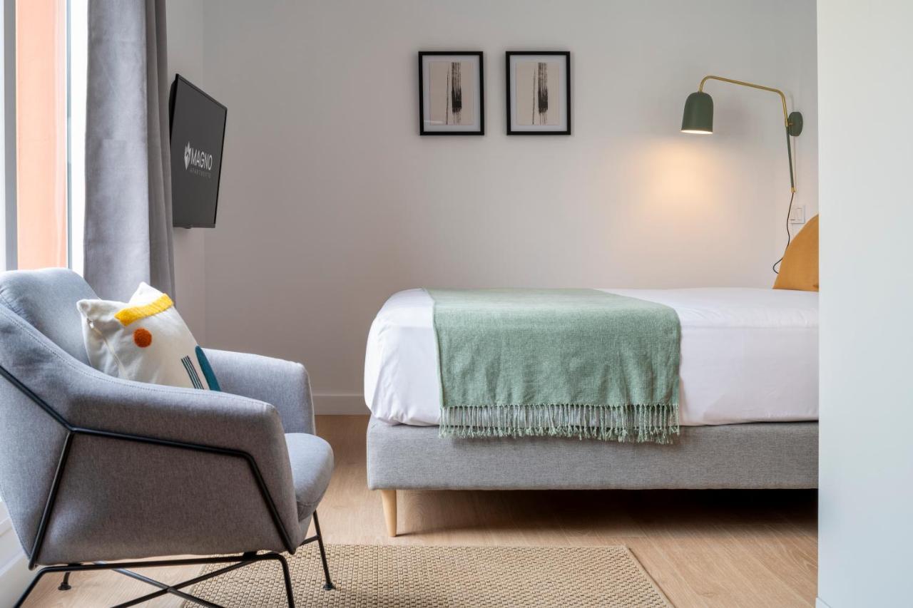 Suites Maestranza Santas Patronas - Penthouse With Jacuzzi And Parking Seville Luaran gambar